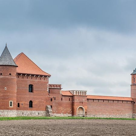 Готель Zamek W Tykocinie Екстер'єр фото